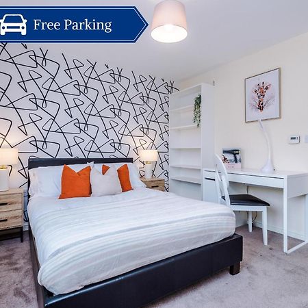 فيلا Chic 2 Bed House With Garden & Free Parking مانشستر المظهر الخارجي الصورة